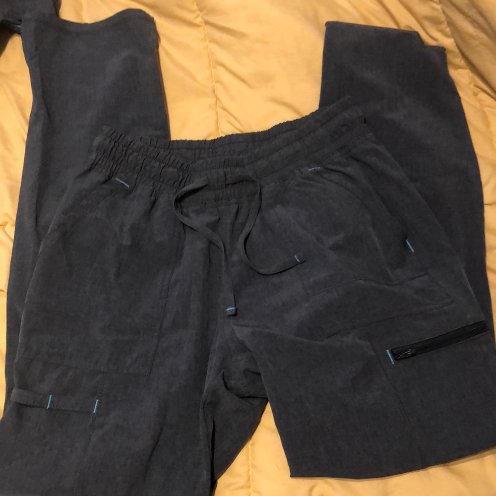 Scrub bottoms